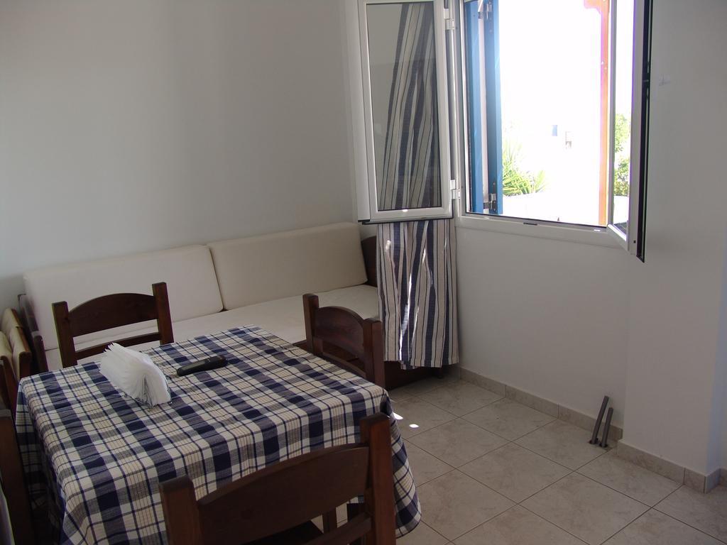 Joanna Apartments Mikri Vigla Luaran gambar